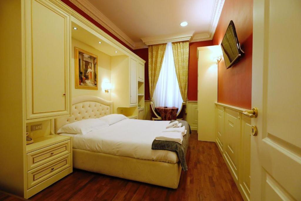 Dimora Frattina Hotel Rome Exterior photo