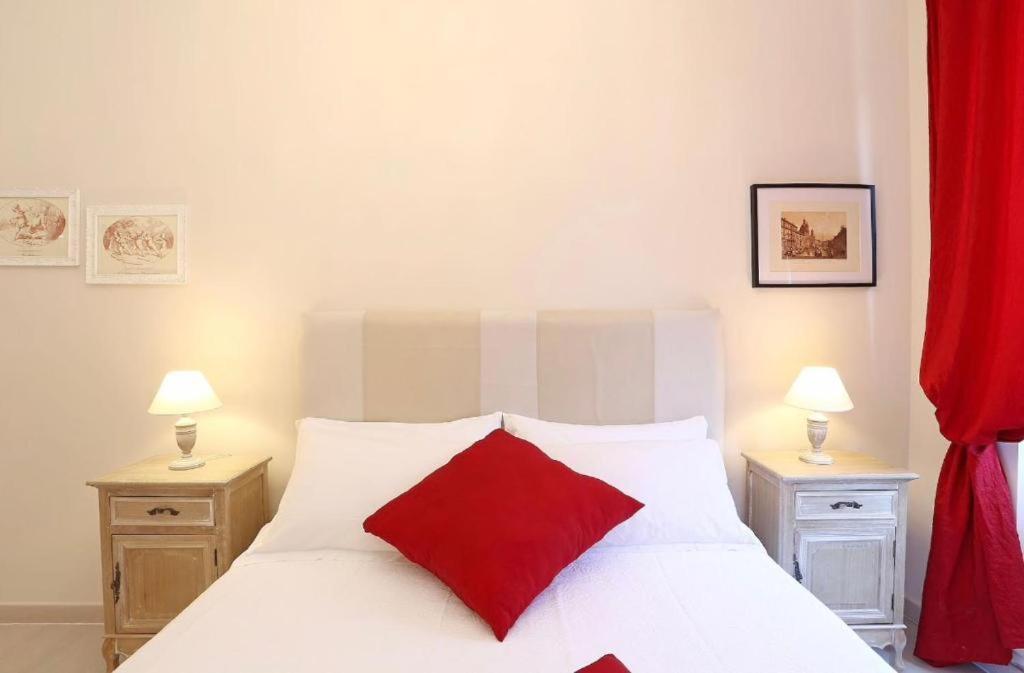 Dimora Frattina Hotel Rome Exterior photo