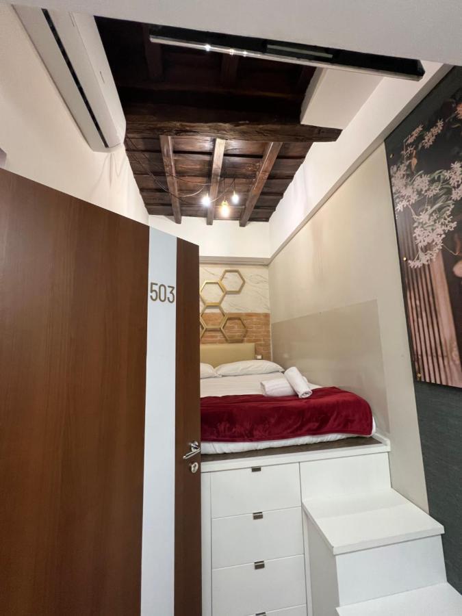 Dimora Frattina Hotel Rome Exterior photo
